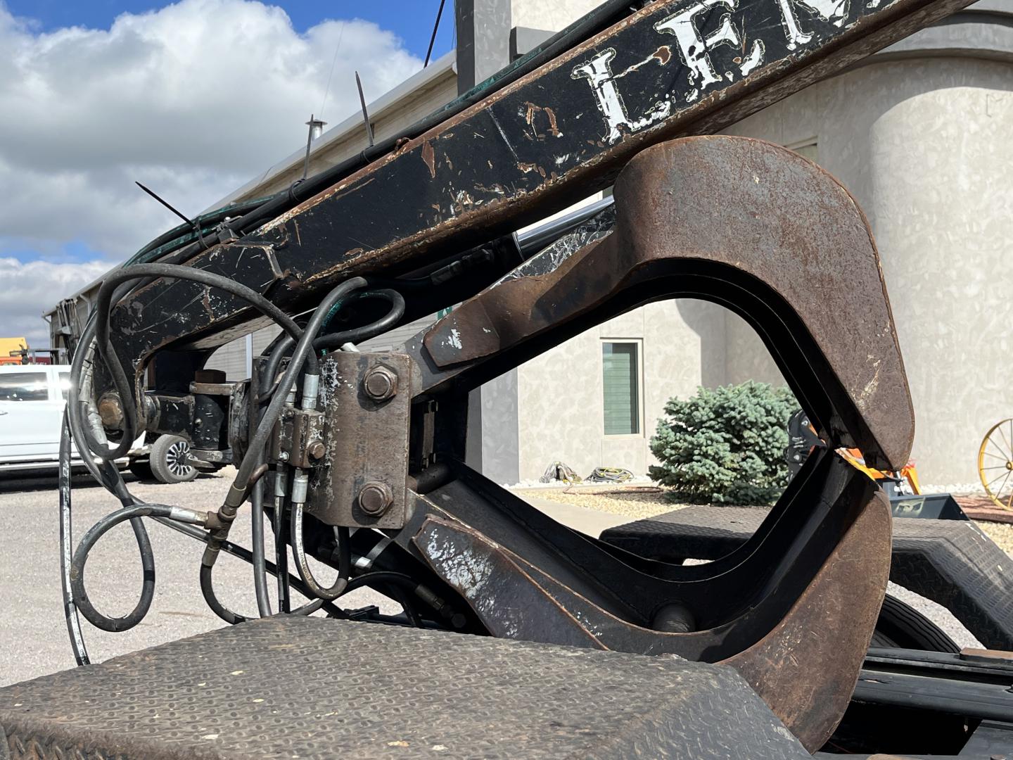 CAMION STERLING CON GRUA  LEMCO